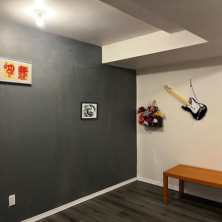 Hidden Valley New Basement Suite With Private Bathroom! Calgary Exterior photo