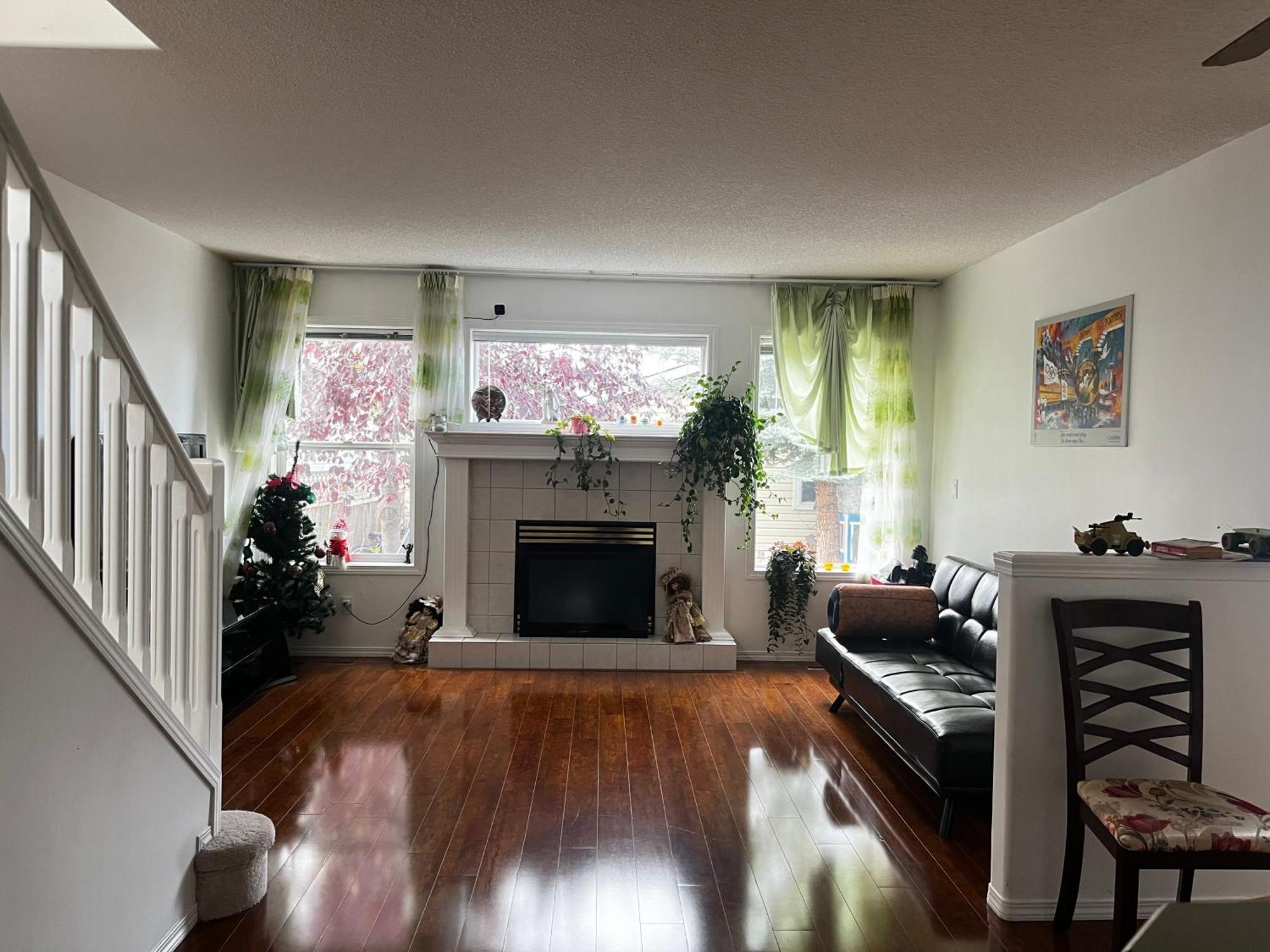 Hidden Valley New Basement Suite With Private Bathroom! Calgary Exterior photo