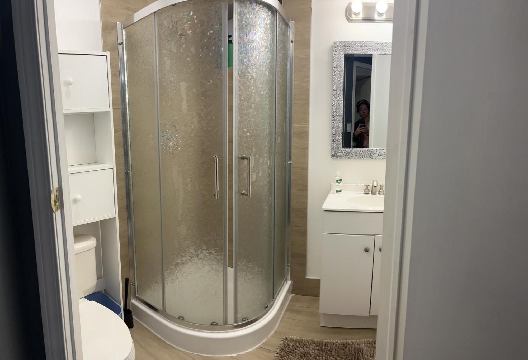 Hidden Valley New Basement Suite With Private Bathroom! Calgary Exterior photo
